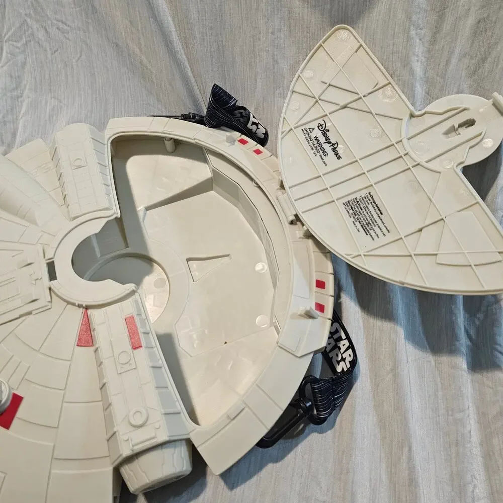 Disney Parks Star Wars Millennium Falcon Popcorn Bucket Carrier Strap Display